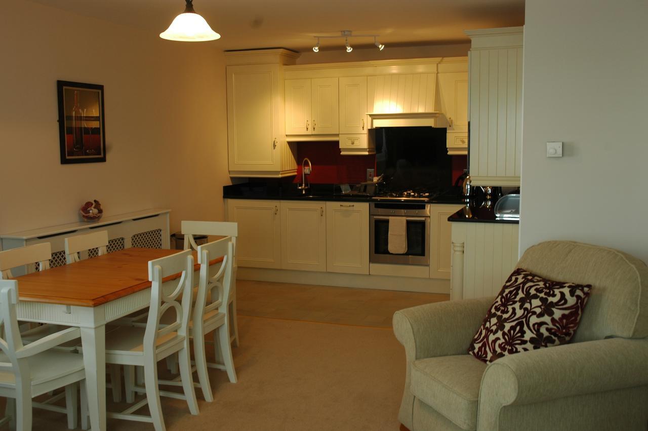 Moyvalley Hotel Self Catering Cottages 外观 照片